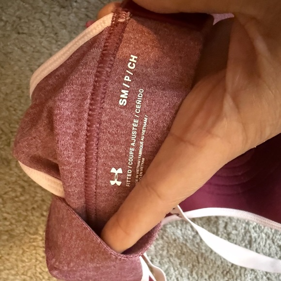 Under Armour Women's Burgundy Sports Bra - Picture 4 of 6